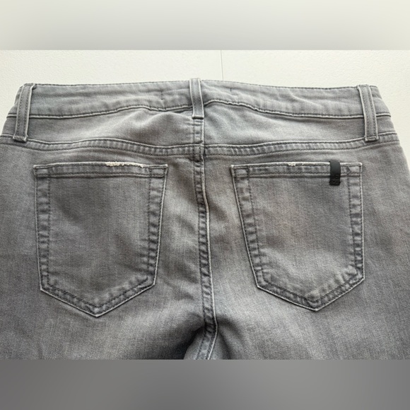 Joe’s Jeans Gray Wash Skinny Size 28 - Picture 4 of 8